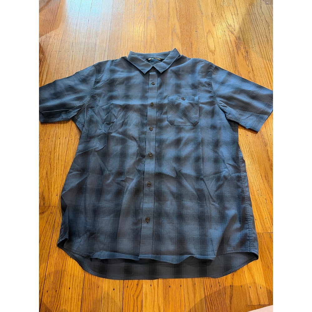 TravisMathew Mens XL Blue Black Plaid Short Sleeve Button Down Shirt RN123280